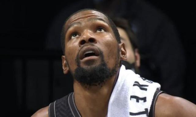 开云体育app下载-KD：查拉涅是偷窥狂 我应该延长隔离缺席湖人比赛