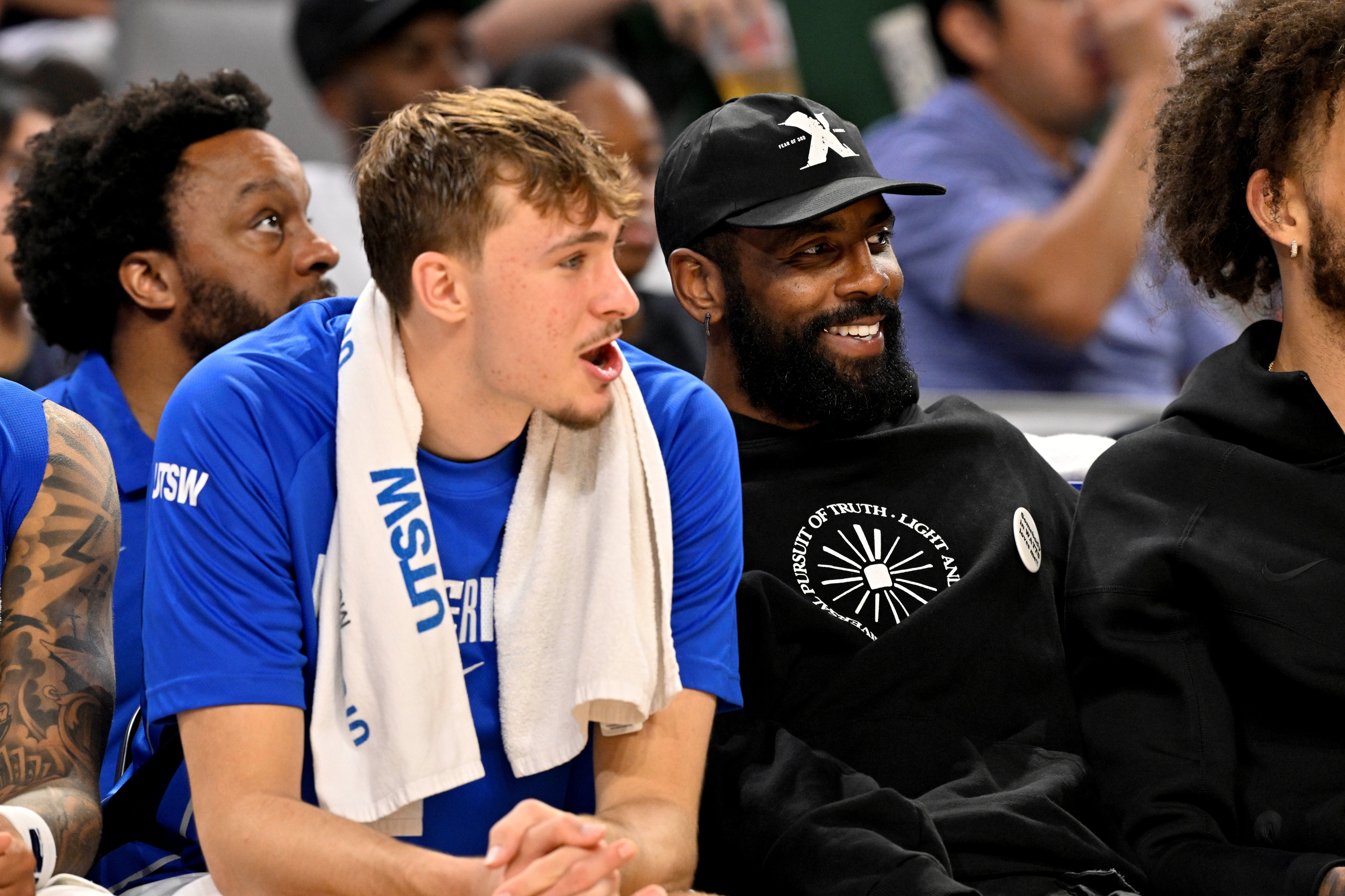 赛事直播-美记畅想独行侠再中状元首发：欧文 弗拉格 迪班萨 莱夫利 马绍尔